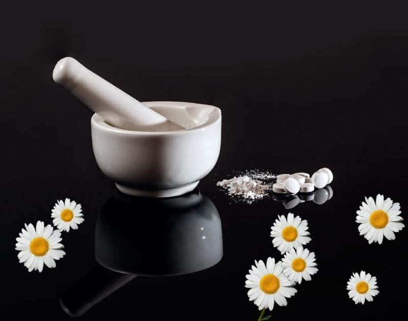 6 Naturopathic Principles. - Brisbane Livewell Clinic homeopathy, medicine, chamomile. 6 Naturopathic Principles.