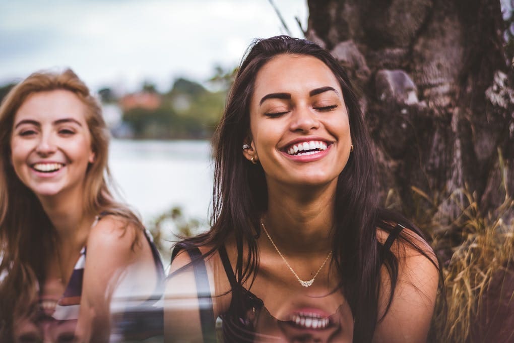 Two Women Smiling. Caloundra Naturopath consultation. Gut Health Naturopath. Brisbane Livewell Clinic