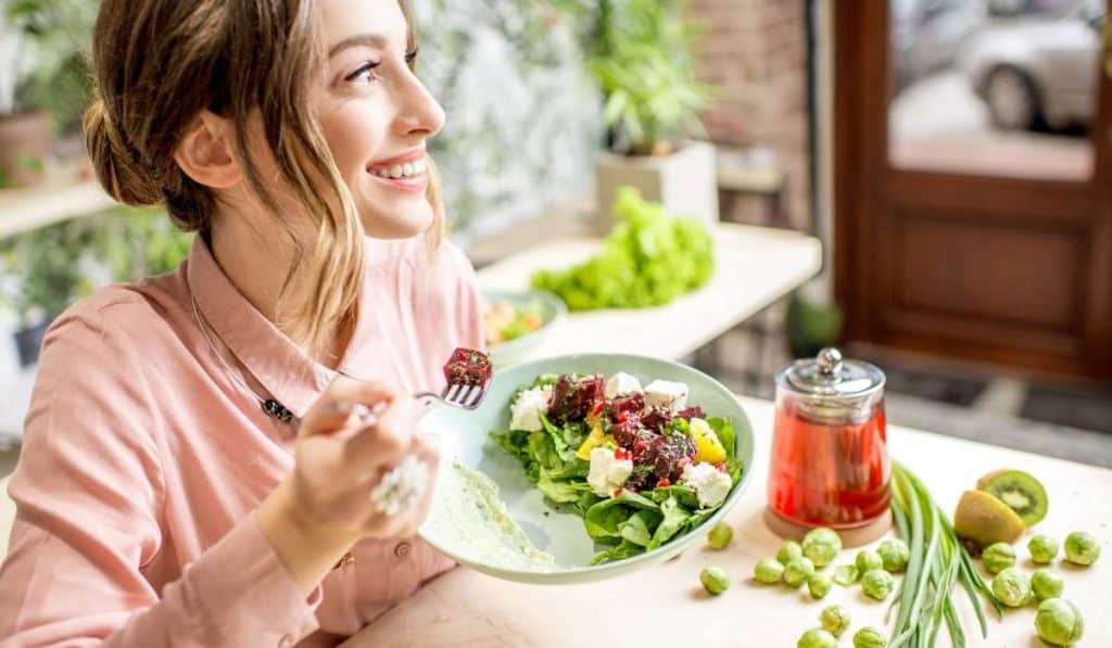 Woman eating healthy food. Eating Healthy. Brisbane Livewell Clinic