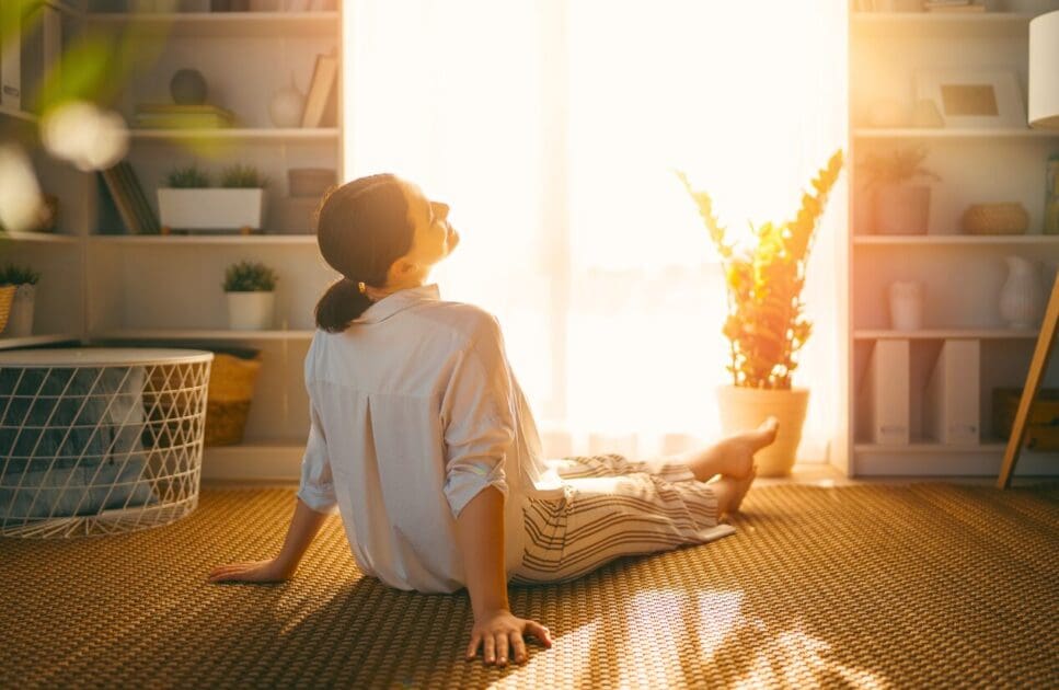 Woman resting at home. Tech Neck. Iron Deficiency. Clinical Hypnosis for Menopause. Professional Bowen Therapy. Osteopath Support Neck and Shoulder Discomfort. Brisbane Livewell Clinic