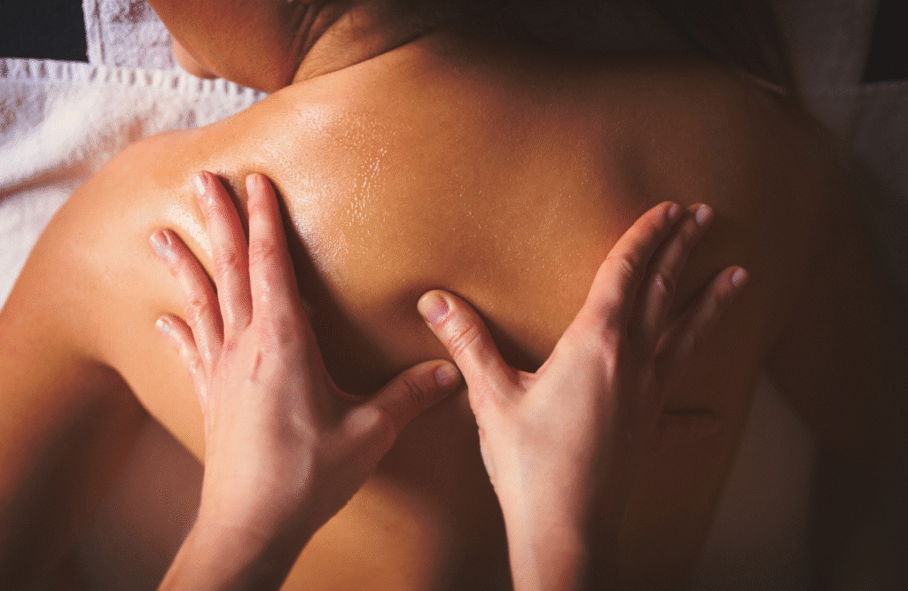 Person receiving a swedish massage. Massage Therapist Brisbane. Lymphatic Drainage Massage. Brisbane Livewell Clinic