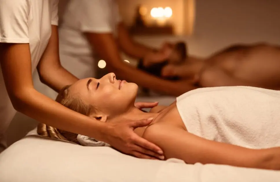 Man and woman receives a soothing massage. Massage. What is Indian Head Massage. Head Massage Brisbane. Lymphatic massage for cellulite. Lymphatic massage and cellulite. Lymph Massage