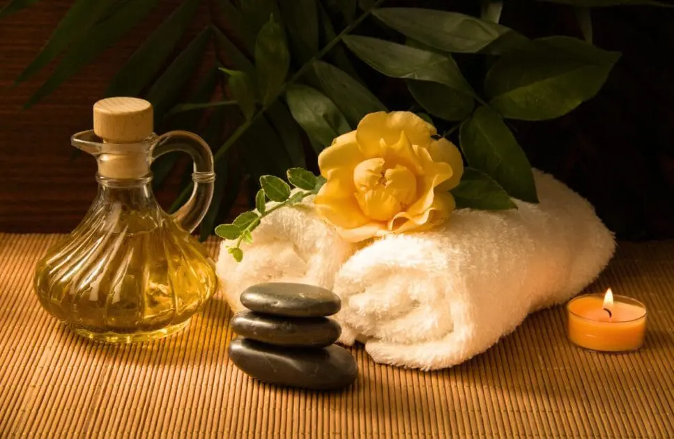 Massage Towels, massage oils, hot stones ready for a relaxing and healing Massage Wavell Heights. Deep Tissue Massage. Brisbane Livewell Clinic