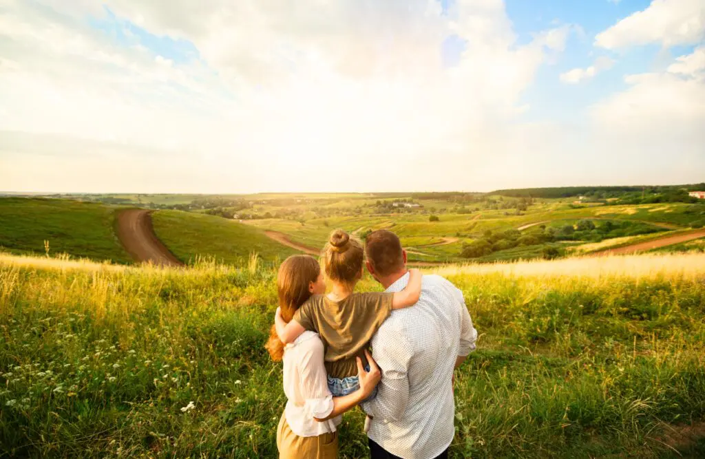 Family standing on a hillside. Counselling Stafford. Brisbane Livewell Clinic